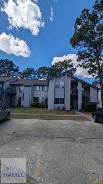 property at 910 Brett Dr