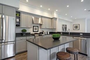 12 Ackers Ave in Brookline, MA - Building Photo