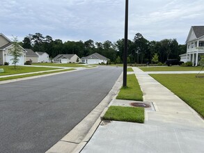 56 Woodford Reserve Dr in Pooler, GA - Foto de edificio - Building Photo