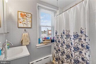 158 Montgomery Ave in Bala Cynwyd, PA - Building Photo - Building Photo