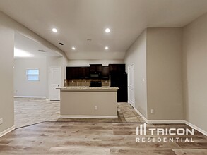 220 Clark Dr in Ferris, TX - Building Photo - Building Photo