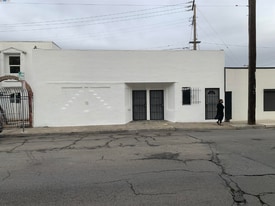 11070 San Leandro St in Oakland, CA - Building Photo