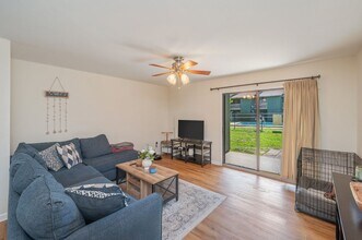 115 Hughes St NE in Fort Walton Beach, FL - Building Photo - Building Photo