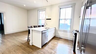 15 Boardman St in Cambridge, MA - Building Photo - Building Photo