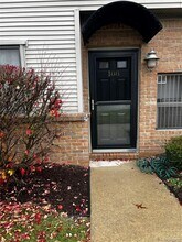 21954 Morley Ave in Dearborn, MI - Building Photo - Building Photo