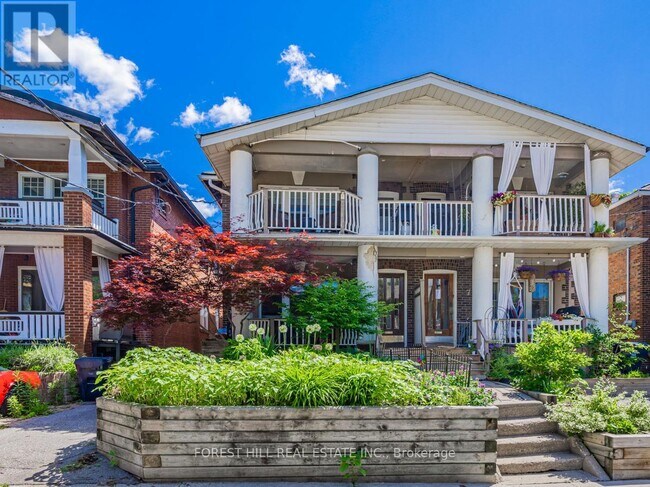 property at 29 Scarboro Beach Blvd