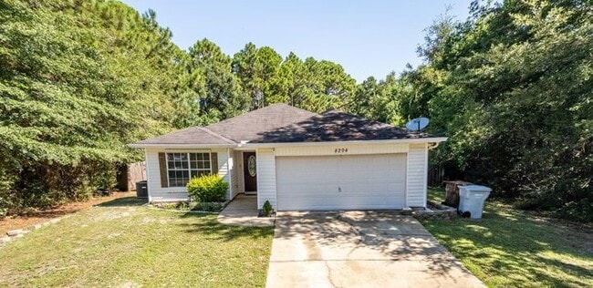 8294 Pamplona St in Navarre, FL - Building Photo - Building Photo