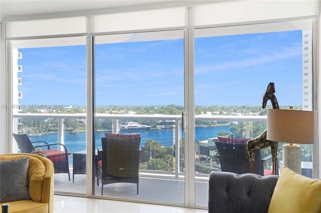 20505 E Country Club Dr, Unit 836 in Aventura, FL - Foto de edificio - Building Photo