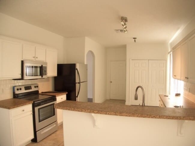 244 Cotswold Cir in Davenport, FL - Building Photo - Building Photo