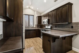 61205 SE Geary Dr in Bend, OR - Building Photo - Building Photo