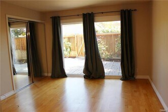 2 Leatherwood Way in Irvine, CA - Building Photo - Building Photo