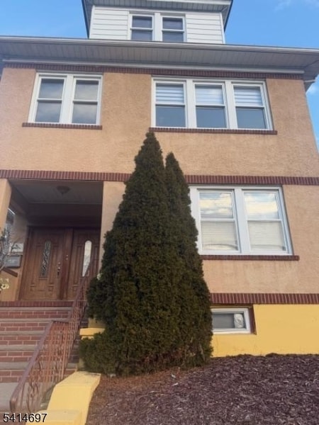 property at 719-723 E 30th St