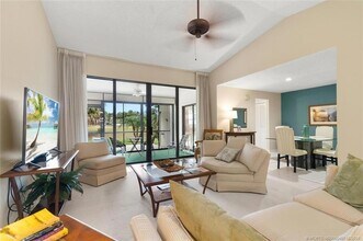 4004 SW Osprey Creek Way in Palm City, FL - Building Photo - Building Photo