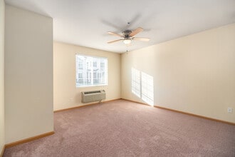 144 Bertram Dr in Yorkville, IL - Building Photo - Building Photo