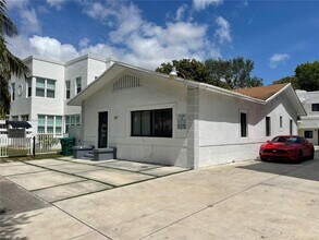 169 NE 50th St in Miami, FL - Building Photo - Building Photo