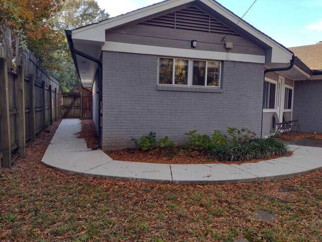 210 N Goodlett St in Memphis, TN - Building Photo - Building Photo