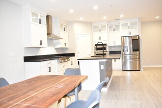 572 Windermere Way in St. Augustine, FL - Building Photo - Building Photo