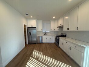 124 Latte Way in Sacramento, CA - Building Photo - Building Photo