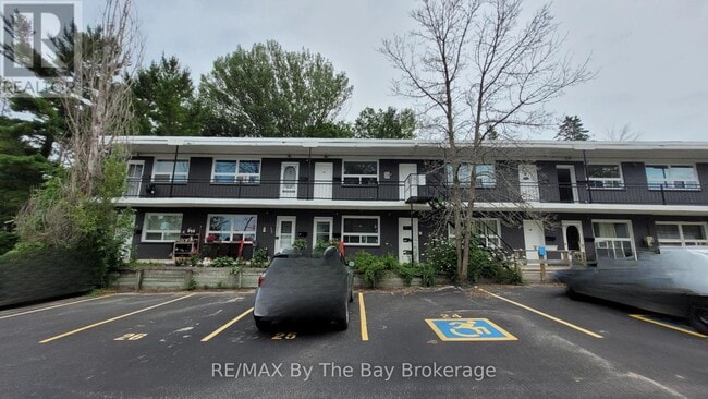 property at 280-280 River Rd E