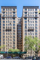 311 E 72nd St in New York, NY - Building Photo