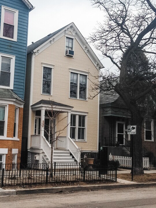 3319 N Southport Ave in Chicago, IL - Building Photo