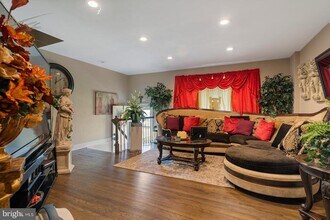 2874 Tolbut St in Philadelphia, PA - Building Photo - Building Photo