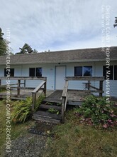 1706 NW 26th St in Lincoln City, OR - Building Photo - Building Photo