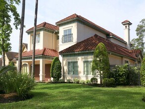 15 Serenade Pines Pl in Spring, TX - Building Photo - Building Photo