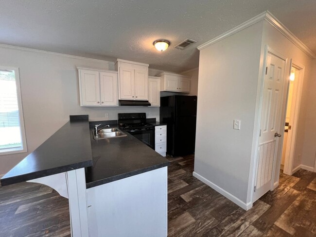 5301 NE 27th Ave in Gainesville, FL - Building Photo - Building Photo