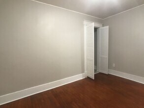 1122 E 37th St in Savannah, GA - Foto de edificio - Building Photo