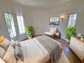 1150 N Curson Ave in West Hollywood, CA - Building Photo - Building Photo