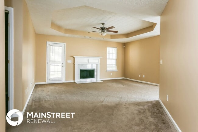 70 Oak Meadows Dr in Covington, GA - Foto de edificio - Building Photo