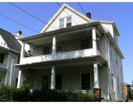 1810 Niagra St in Niagara Falls, NY - Foto de edificio