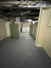 102 N Center St, Unit #1 in Adrian, MI - Building Photo - Building Photo