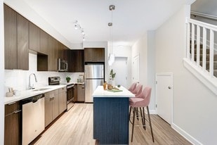 LOREN in Falls Church, VA - Building Photo