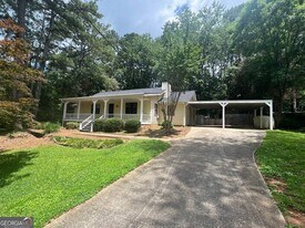 916 Curry Cir SE in Conyers, GA - Building Photo