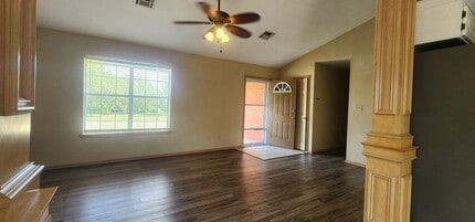 6840 NW Willow Springs Dr in Lawton, OK - Building Photo - Building Photo