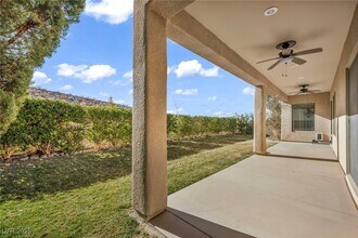 37 Stonemark Dr in Henderson, NV - Building Photo - Building Photo