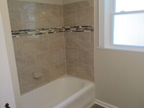 2858 Losantiville Ave in Cincinnati, OH - Building Photo - Building Photo