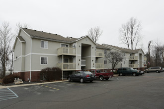 Parkwood in Kentwood, MI - Building Photo - Building Photo