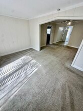 6 N Pistakee Lake Rd in Fox Lake, IL - Building Photo - Building Photo