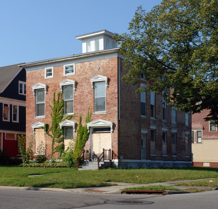 529 Elm St in Toledo, OH - Foto de edificio