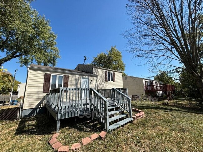 2351 Wienburg Dr in Moraine, OH - Building Photo - Building Photo