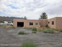 515 N Silver St in Truth Or Consequences, NM - Foto de edificio - Building Photo