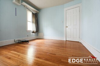 24 Lyne Rd, Unit 2 in Boston, MA - Building Photo - Building Photo