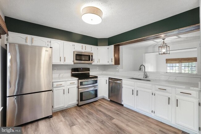 property at 5040 Southern Star Terrace