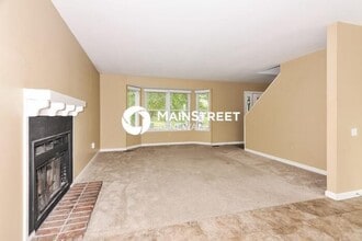 7 Rustic Meadow Ct in St. Peters, MO - Foto de edificio - Building Photo