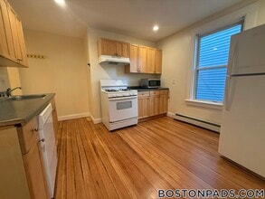 64 Pleasant St in Cambridge, MA - Building Photo - Building Photo