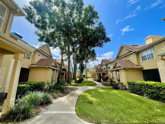 837 Grand Regency Pointe in Altamonte Springs, FL - Building Photo - Building Photo