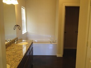 602 Park Wood Circle in Hewitt, TX - Building Photo - Building Photo